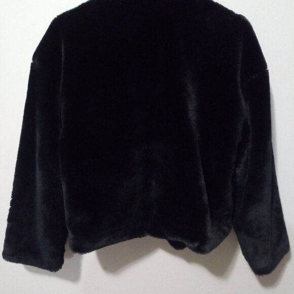 🧥 Women’s Winter Jacket – Size Large | Warm & Stylish - Picture 2 of 2